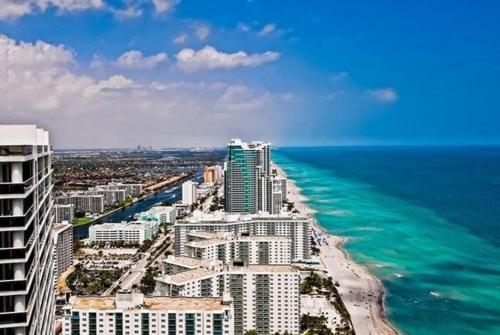 Hallandale Holiday Retreat Hollywood Boardwalk Hallandale Beach Exterior foto