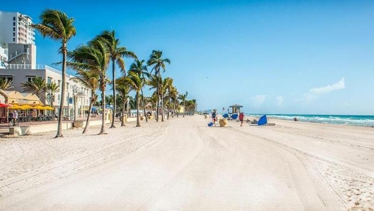 Hallandale Holiday Retreat Hollywood Boardwalk Hallandale Beach Exterior foto