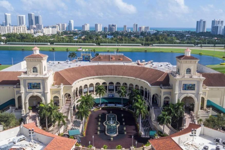 Hallandale Holiday Retreat Hollywood Boardwalk Hallandale Beach Exterior foto